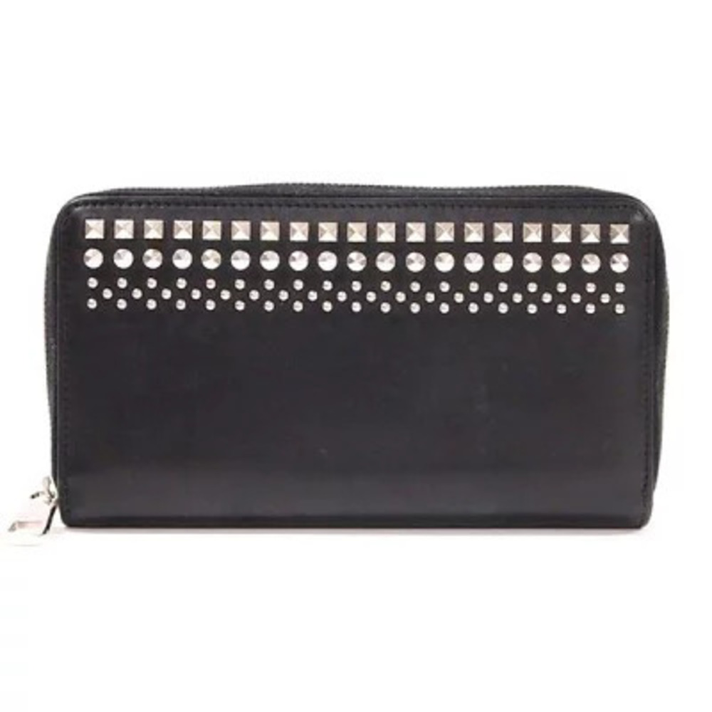 GUCCI Round Zipper Long Wallet Silver Studs Black Leather coin wallet Purse